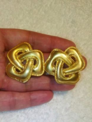 Picture of Gold Tone Entwined Metal Clip On Earrings