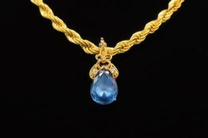 Picture of True Vintage 80s Rhinestone Blue Pendant Necklace