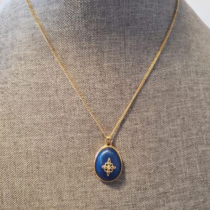 Picture of Vintage Avon Faberge Egg Royal Blue Necklace