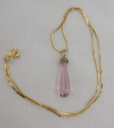 Picture of Vintage Gold Tone Pink Crystal Pendant Necklace 16 Inch
